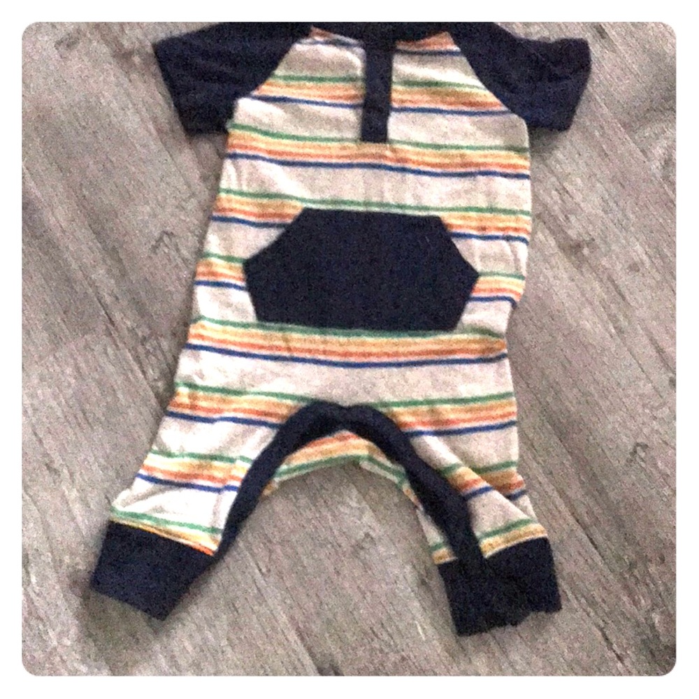 It’s a onesie that also covers the legs